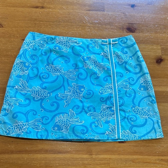 Lilly Pulitzer Blue Fish Print Mini Skirt - Picture 1 of 11